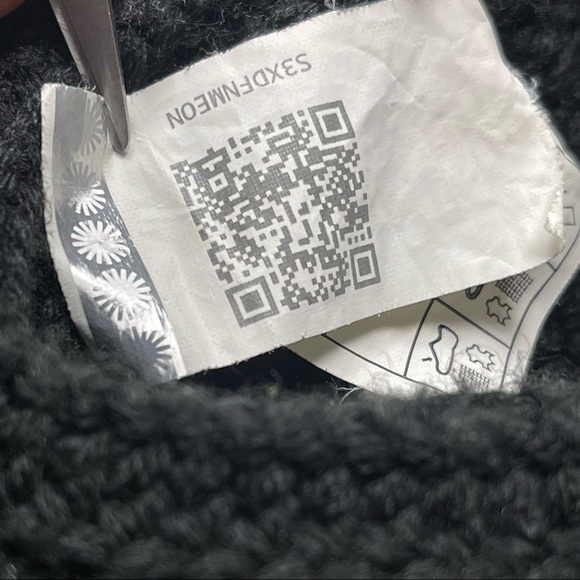 UGG Cardy Knit Buttons Boots Kids Size 5 Suede Foldable Short Tall Black Cozy - Picture 13 of 14